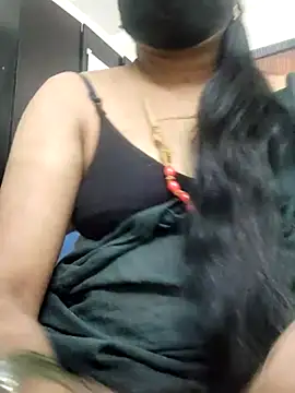 Snapshot of Tamilrojanew chatting on 26, 4, 2026 Tamilrojanew online show from 26, 4, 2026