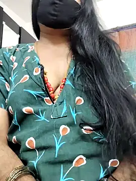 Snapshot of Tamilrojanew chatting on 11, 5, 2026 Tamilrojanew online show from 11, 5, 2026