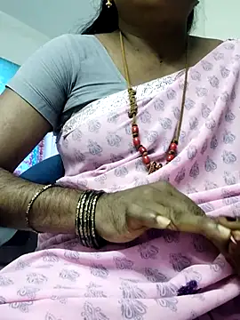 Snapshot of Tamilrojanew chatting on 1, 6, 2026 Tamilrojanew online show from 1, 6, 2026