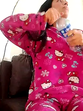 chloewildd  online show from 19, 1, 2025