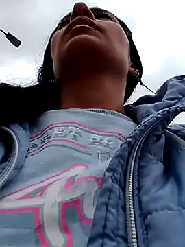 chloewildd  online show from 20, 3, 2025