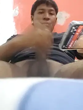 Tu papi 69  online show from 11, 4, 2026