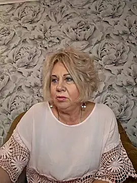 Snapshot of PALETT chatting on 8, 12, 2024 PALETT online show from 8, 12, 2024