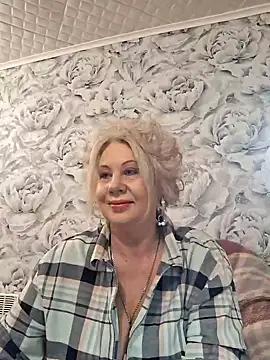 Snapshot of PALETT chatting on 2, 2, 2025 PALETT online show from 2, 2, 2025