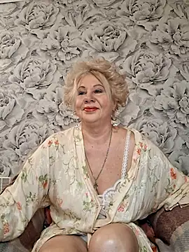 Snapshot of PALETT chatting on 28, 2, 2025 PALETT online show from 28, 2, 2025