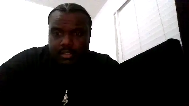 Snapshot of BigBossaNova69 chatting on 25, 4, 2026 BigBossaNova69 online show from 25, 4, 2026
