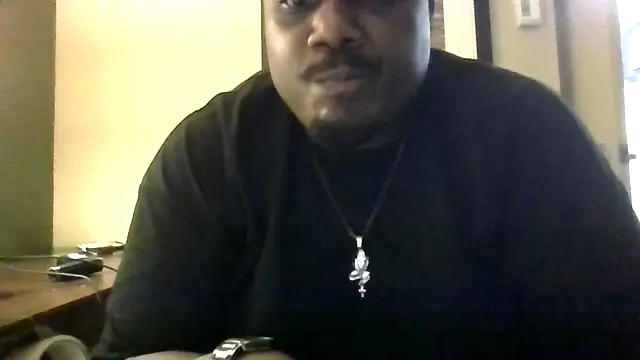 Snapshot of BigBossaNova69 chatting on 3, 5, 2026 BigBossaNova69 online show from 3, 5, 2026