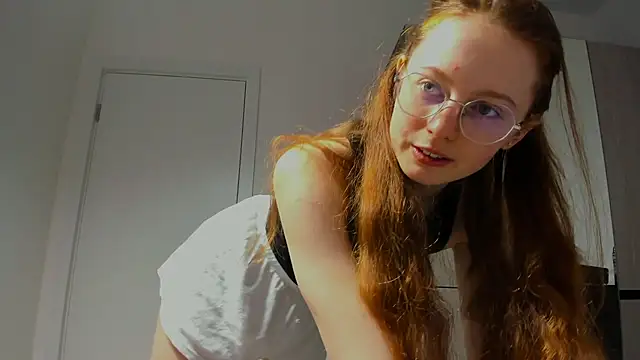 Snapshot of Fire_Luna chatting on 10, 2, 2025 Fire Luna online show from 10, 2, 2025