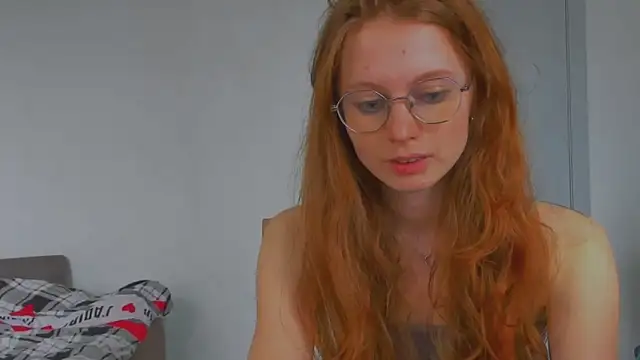 Snapshot of Fire_Luna chatting on 15, 5, 2026 Fire Luna online show from 15, 5, 2026