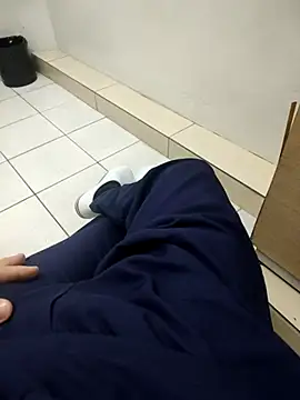 gatmoreno1 online show from 24, 9, 2025