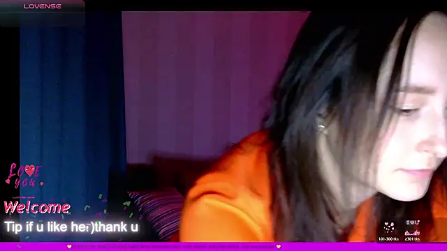 Snapshot of LilyXSky chatting on 20, 10, 2025 LilyXSky online show from 20, 10, 2025