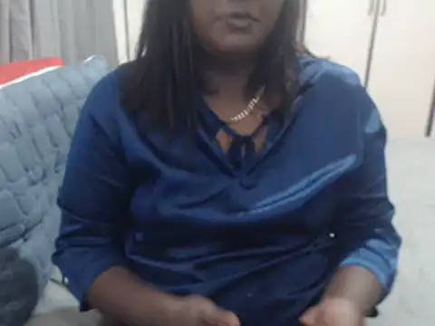 Snapshot of INDIANSIN2 chatting on 17, 2, 2025 INDIANSIN2 online show from 17, 2, 2025
