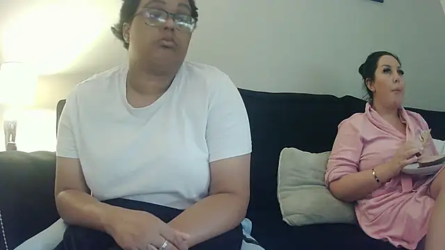 vanilla chocolate23 online show from 10, 9, 2025