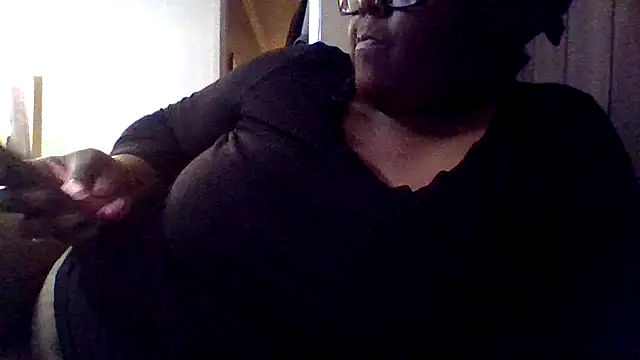 lilphatclit online show from 2, 1, 2025