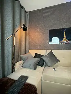 Snapshot of _EUFRATES_ chatting on 13, 5, 2026 EUFRATES online show from 13, 5, 2026