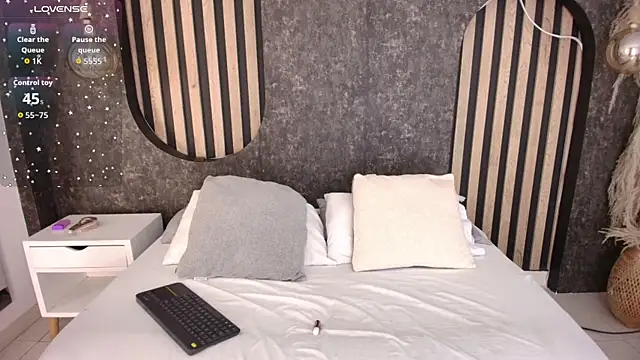 miss10 antonella online show from 26, 10, 2025