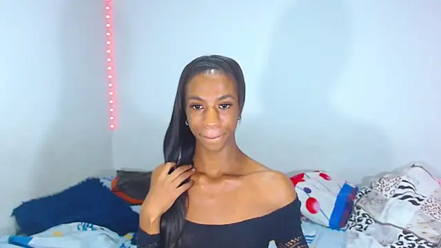 Snapshot of JessicaEbony chatting on 11, 1, 2025 JessicaEbony online show from 11, 1, 2025