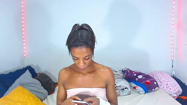 Snapshot of JessicaEbony chatting on 15, 1, 2025 JessicaEbony online show from 15, 1, 2025