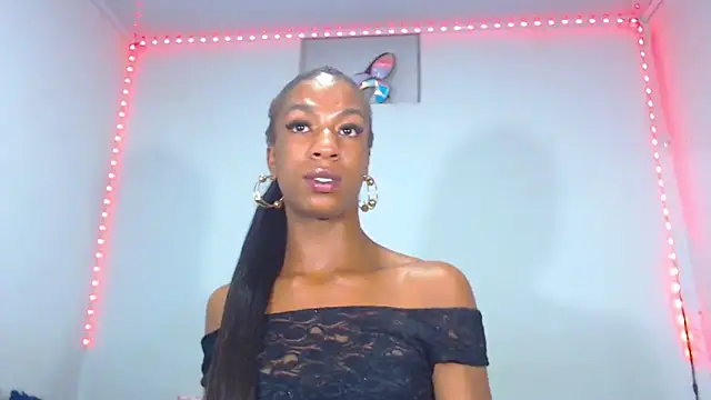 Snapshot of JessicaEbony chatting on 8, 2, 2025 JessicaEbony online show from 8, 2, 2025