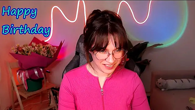 Snapshot of M_Sensual chatting on 15, 4, 2026 M Sensual online show from 15, 4, 2026