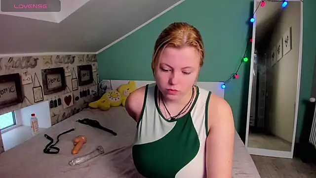 Snapshot of LillyDepp chatting on 29, 12, 2024 LillyDepp online show from 29, 12, 2024