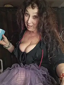 Snapshot of GypsyEsmeralda chatting on 17, 1, 2026 GypsyEsmeralda online show from 17, 1, 2026