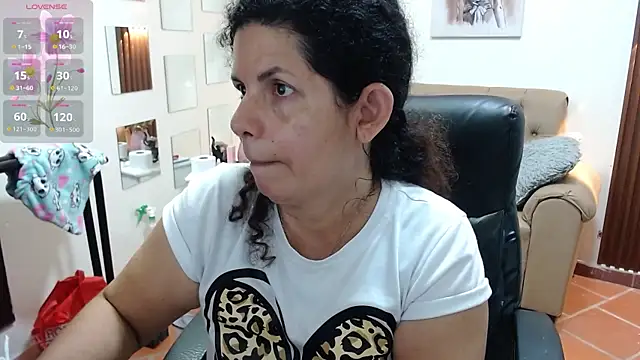 Snapshot of sila_bolum chatting on 9, 5, 2026 sila bolum online show from 9, 5, 2026