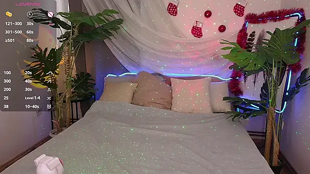 Alice Walters online show from 17, 12, 2025