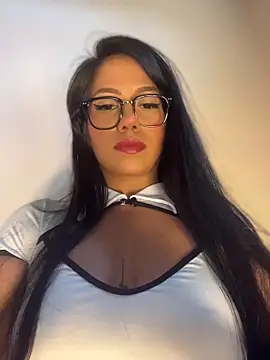 Snapshot of shaylin_brooke1 chatting on 24, 5, 2026 shaylin brooke1 online show from 24, 5, 2026
