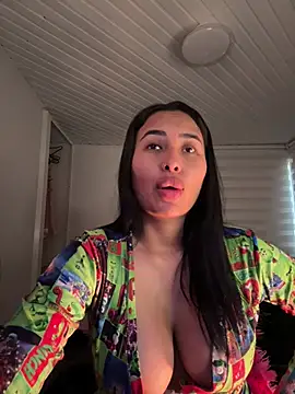 Anily Lovely online show from 14, 4, 2026