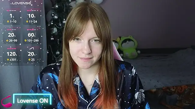 CassieJuice69 online show from 8, 2, 2025