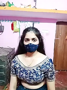 Cute-Simmi online show from 10, 12, 2024