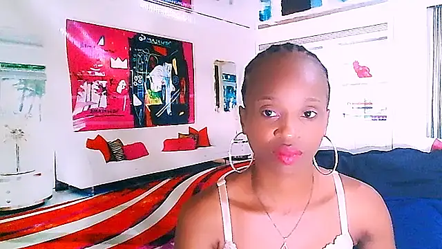 Snapshot of EbonyCreamy69 chatting on 8, 1, 2025 EbonyCreamy69 online show from 8, 1, 2025