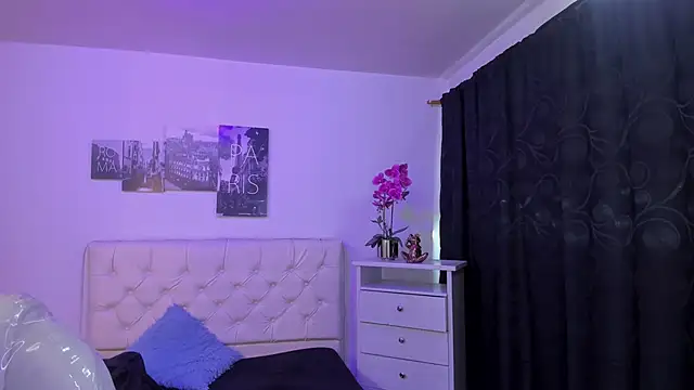 Amy Kiitty  online show from 7, 2, 2026