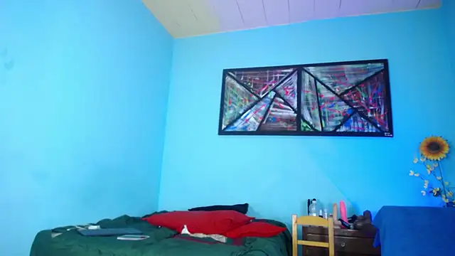 Snapshot of Iivana_19 chatting on 28, 10, 2025 Iivana 19 online show from 28, 10, 2025