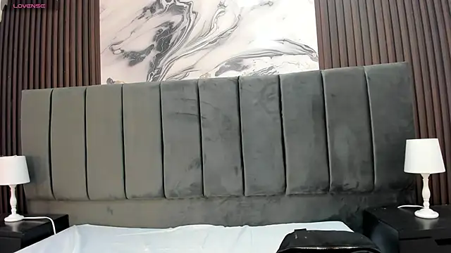 KarinaSimonz online show from 18, 4, 2026