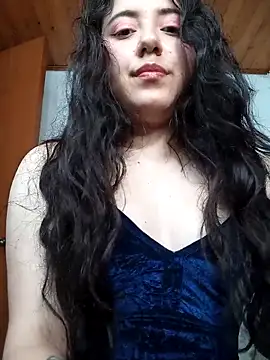 Emi chik online show from 17, 12, 2025