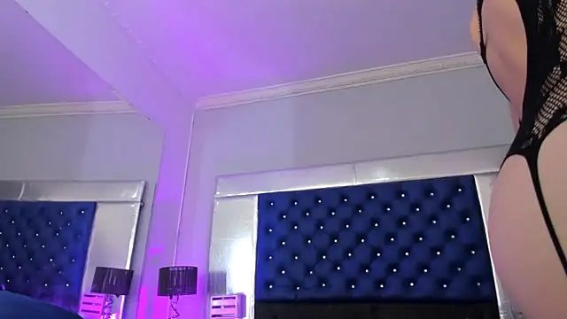 Eyleen Santos online show from 17, 12, 2025