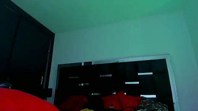 Eyleen Santos online show from 5, 3, 2026