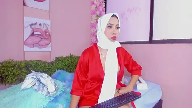 Snapshot of Sweet_hot_mia chatting on 28, 2, 2025 Sweet hot mia online show from 28, 2, 2025