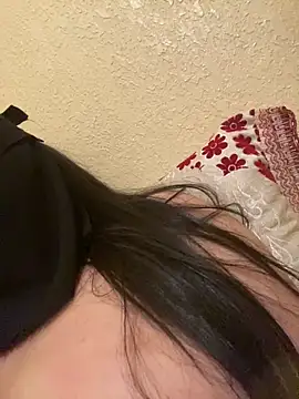 Cameelia online show from 23, 11, 2025