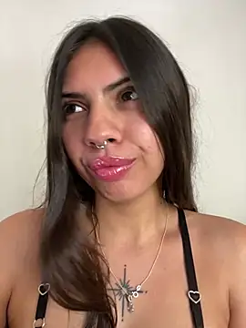 Snapshot of Argentiiniita chatting on 7, 2, 2025 Argentiiniita online show from 7, 2, 2025