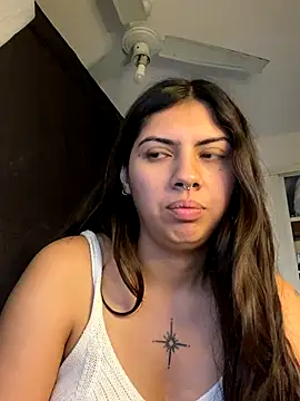 Snapshot of Argentiiniita chatting on 11, 11, 2025 Argentiiniita online show from 11, 11, 2025