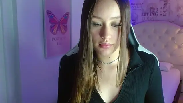 Ivyy Crystal online show from 27, 2, 2025