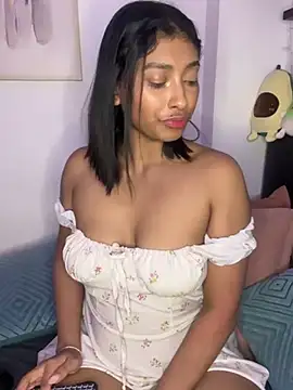 Snapshot of Isabella_fasilier chatting on 22, 1, 2025 Isabella fasilier online show from 22, 1, 2025