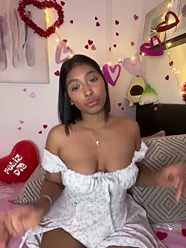 Snapshot of Isabella_fasilier chatting on 15, 2, 2025 Isabella fasilier online show from 15, 2, 2025