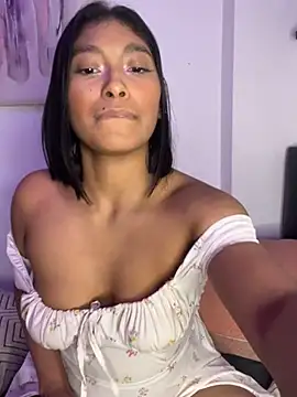 Snapshot of Isabella_fasilier chatting on 22, 3, 2025 Isabella fasilier online show from 22, 3, 2025