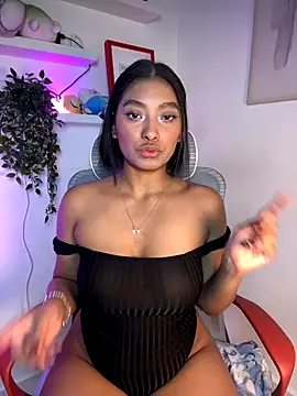 Snapshot of Isabella_fasilier chatting on 21, 9, 2025 Isabella fasilier online show from 21, 9, 2025