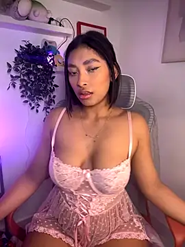Snapshot of Isabella_fasilier chatting on 24, 9, 2025 Isabella fasilier online show from 24, 9, 2025