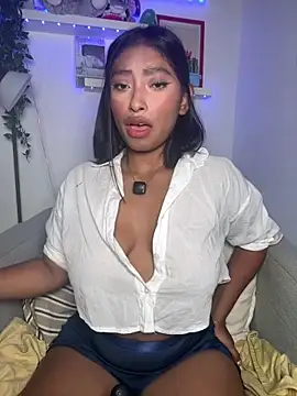 Snapshot of Isabella_fasilier chatting on 22, 7, 2026 Isabella fasilier online show from 22, 7, 2026